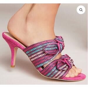 CHARLES DAVID Pink Souffle Bow Heels Bright Pink Mules Size 9